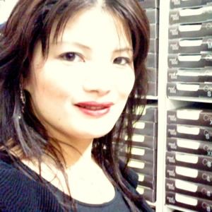 Meet your Posher, Phoenix